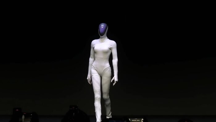 XPeng acelera produção de robôs humanoides femininos e mira 2026