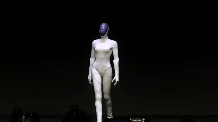 XPeng acelera produção de robôs humanoides femininos e mira 2026
