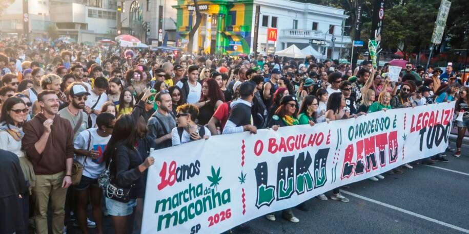 A 18ª Marcha da Maconha em SP exige legalização e critica criminalização