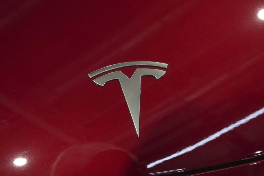 Administração Sueca de Transportes recomenda voto contra FSD da Tesla na UE