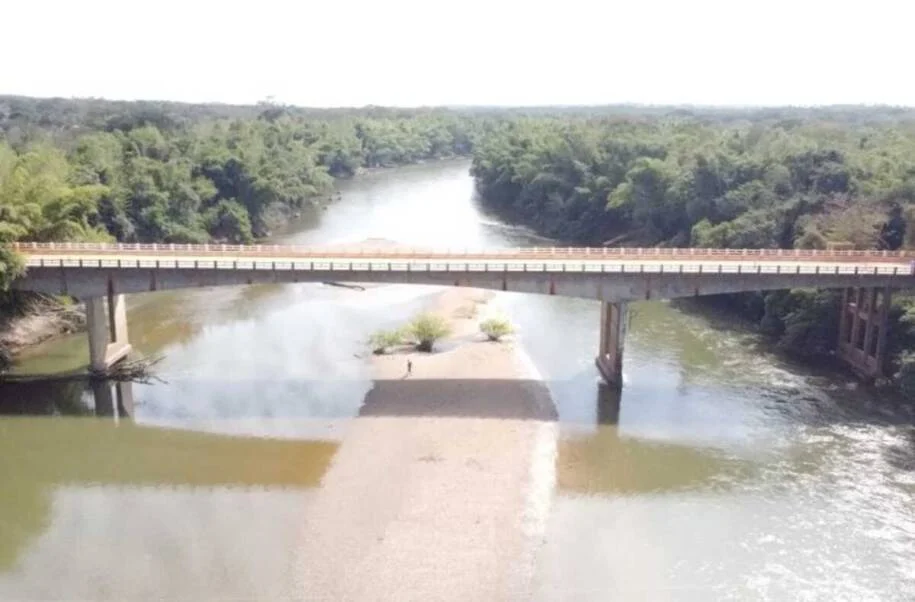 Agesul anuncia interdições na ponte sobre o Rio Miranda e gera preocupação