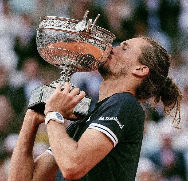 Alexander Zverev conquista Roland Garros ao vencer Flavio Cobolli em final eletrizante
