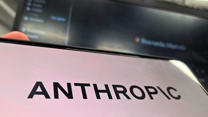 Anthropic acelera IPO em 2026 e supera OpenAI com avaliação de US$ 965 bilhões