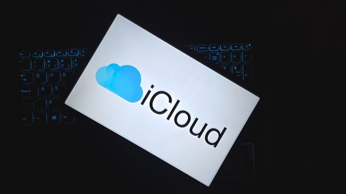 Apple revela nova IA poderosa, mas acesso é restrito a assinantes do iCloud+