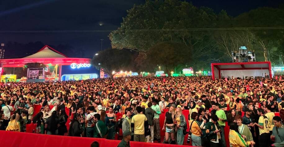 Arena Brasileira atrai 12 mil pessoas com ativações e shows de Anitta e Dilsinho