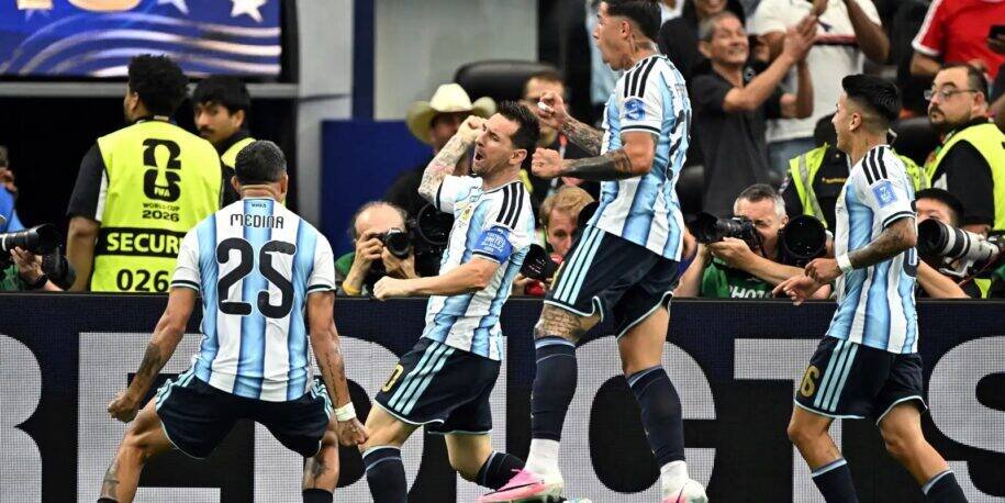 Argentina vence Áustria e Messi se torna o maior artilheiro da Copa do Mundo