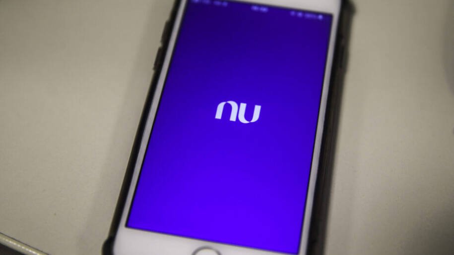 Banco Central desmente boatos: Nubank não foi liquidado e opera normalmente