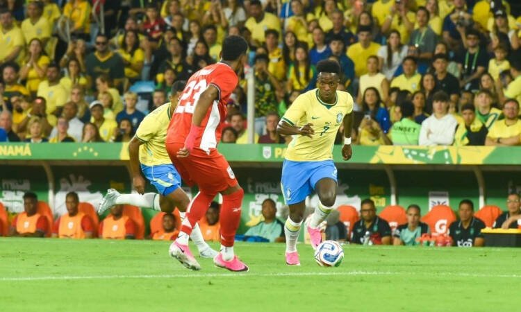 Brasil brilha contra Panamá e jornal espanhol destaca vitória emocionante!