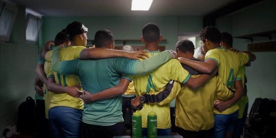 Brasil estreia na Copa do Mundo e documentário 'O Jogo Mais Difícil' é exibido nos EUA