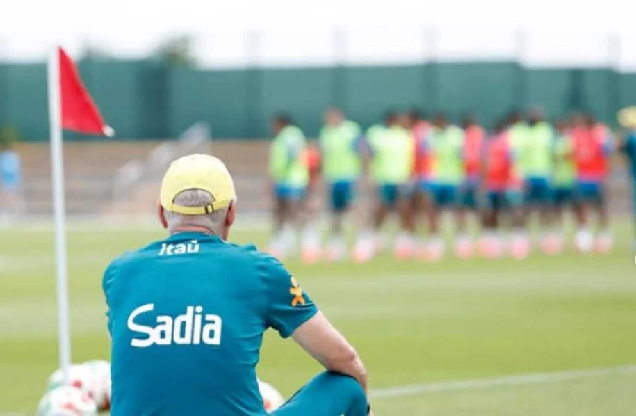 Brasil finaliza preparação e Neymar está fora da estreia contra Marrocos