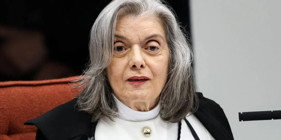 Cármen Lúcia defende reestruturação do Judiciário após investigações do Banco Master