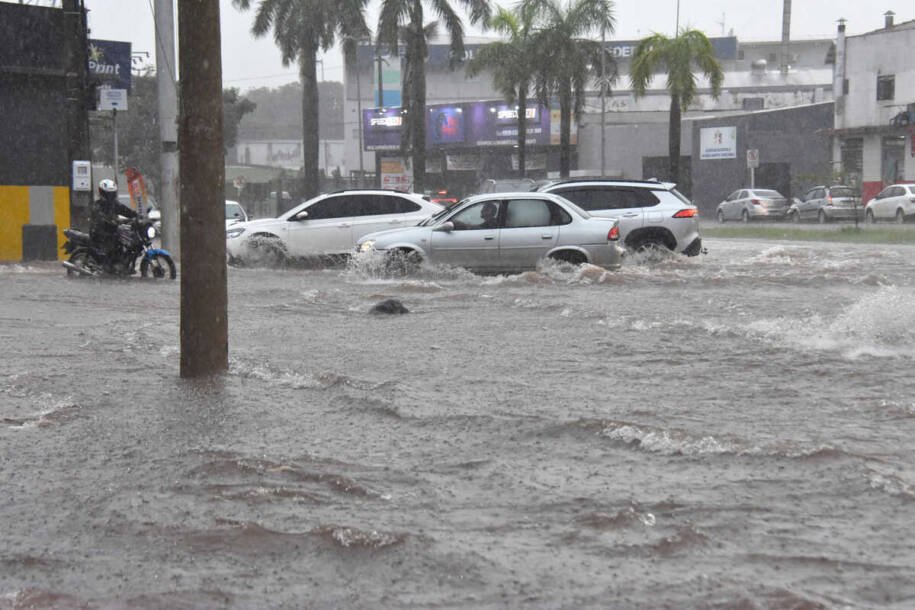 Cemaden alerta 69 municípios sobre tempestade após 100 mm de chuva em 48h