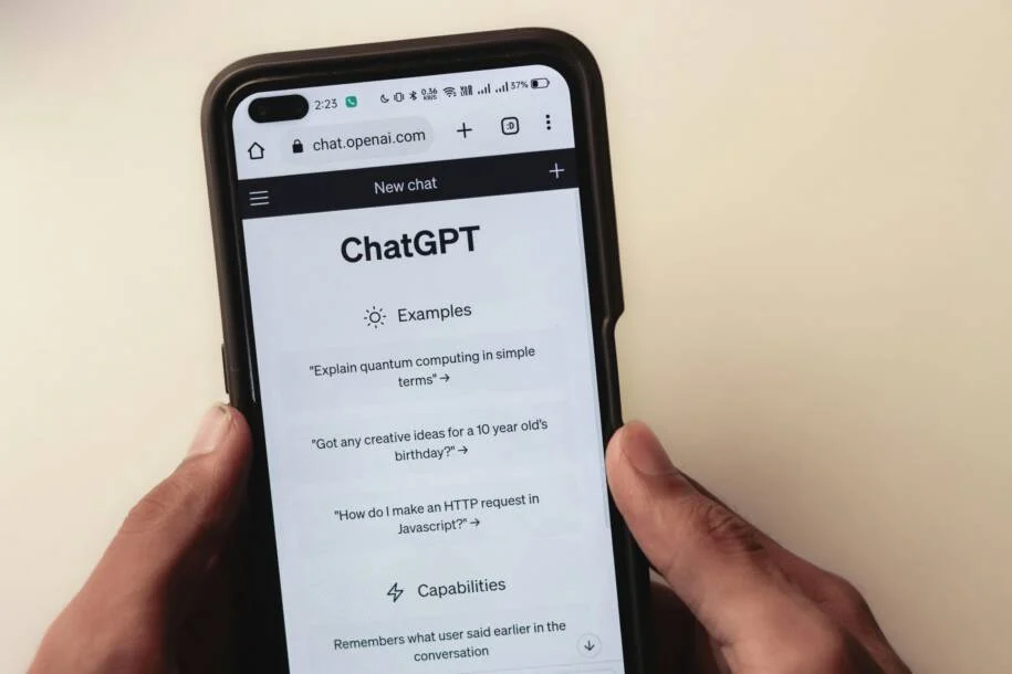 ChatGPT atinge 1 bilhão de usuários e provoca reações no mercado financeiro
