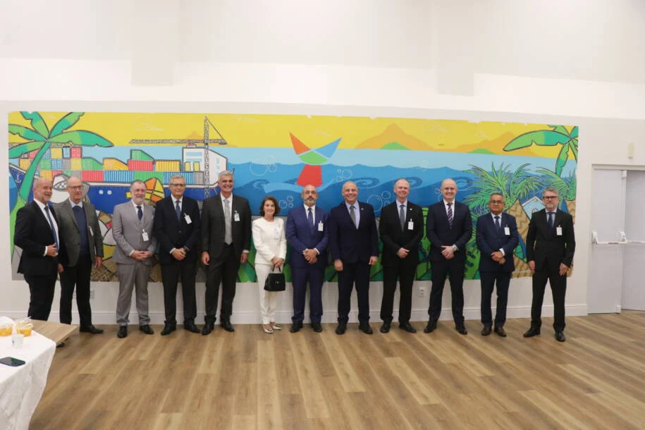 Desembargador Rubens Schulz elogia Porto de Imbituba em visita histórica