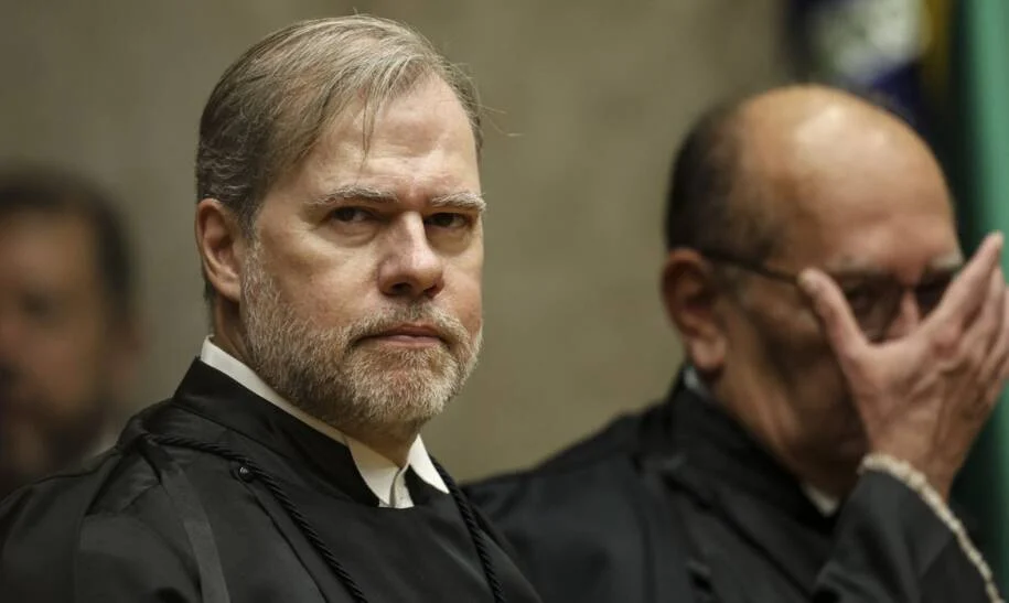 Dias Toffoli assume TSE e garante: ‘O povo decide o processo eleitoral’
