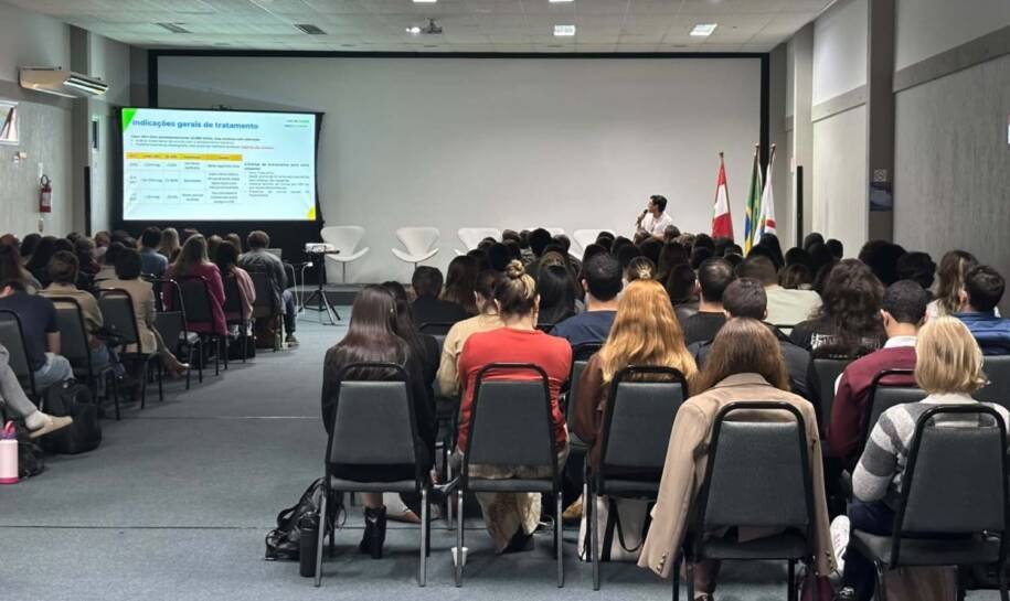 DIVE e Escola de Saúde Pública realizam capacitação em Florianópolis sobre hepatites virais