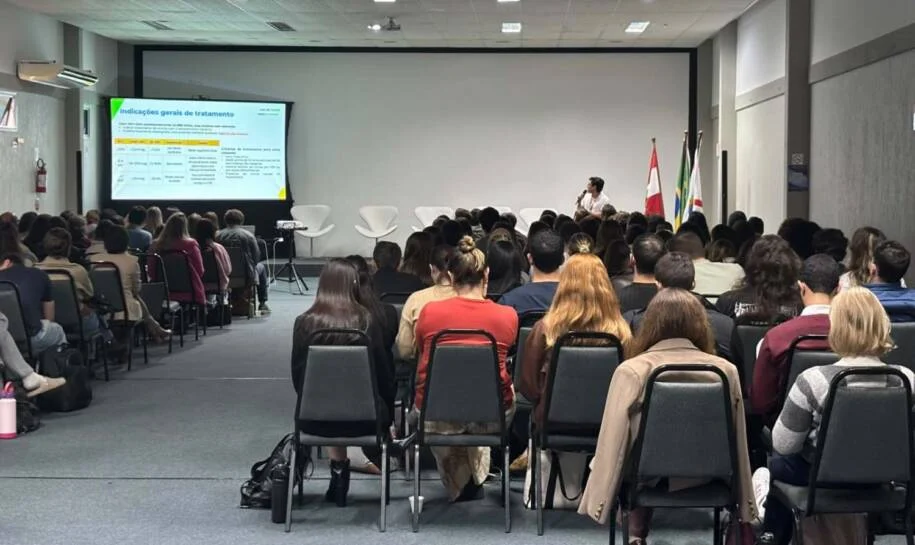 DIVE e Escola de Saúde Pública realizam capacitação em Florianópolis sobre hepatites virais