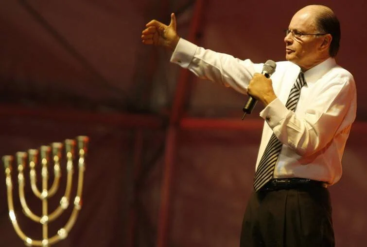 Edir Macedo, fundador da Igreja Universal, vê Banco Digimais alvo da PF