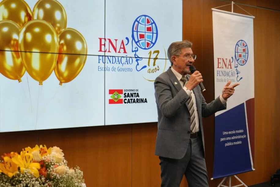 ENA celebra 17 anos e homenageia Octavio Lebarbenchon em evento marcante