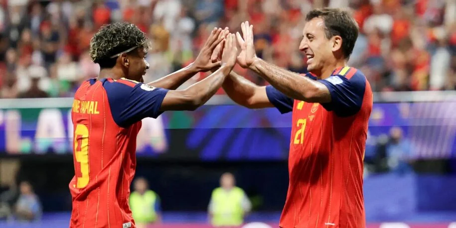 Espanha goleia Arábia Saudita por 4 a 0 e se recupera na Copa do Mundo