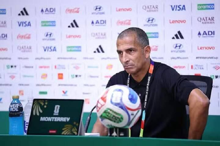 Federação Tunisiana demite Sabri Lamouchi após goleada de 5 a 1 para Suécia