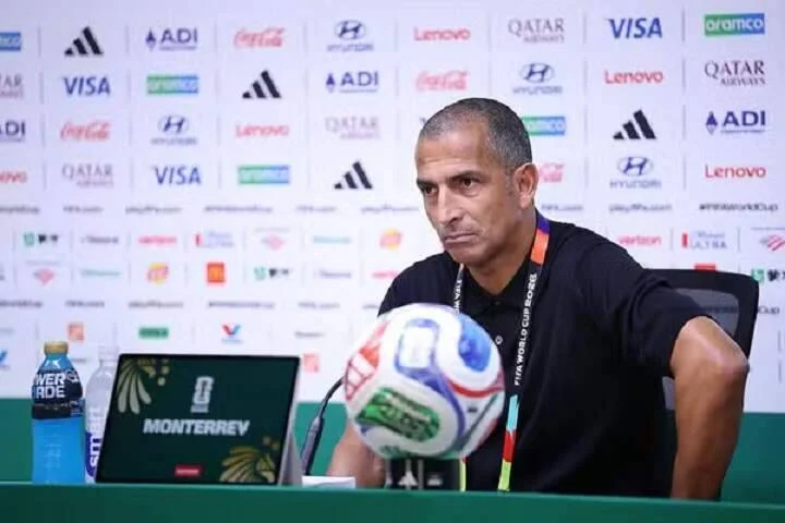 Federação Tunisiana demite Sabri Lamouchi após goleada de 5 a 1 para Suécia