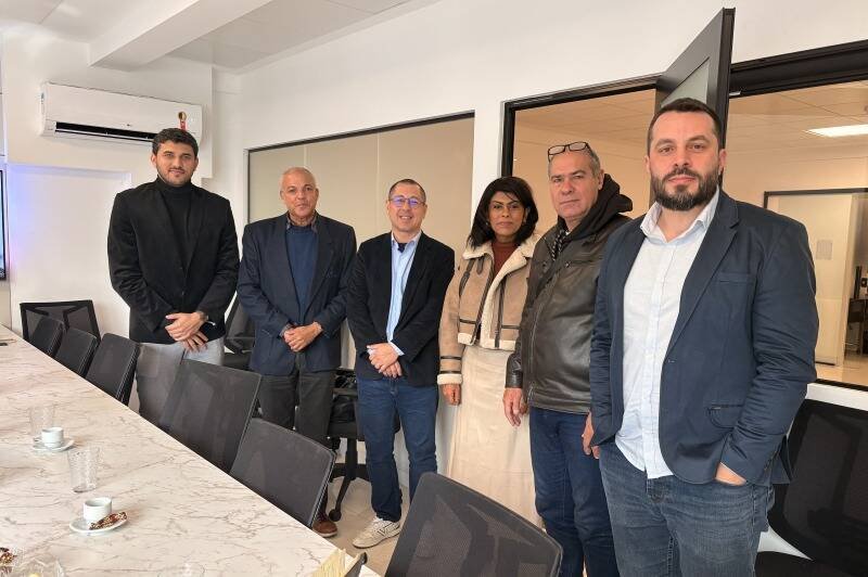 Ferrari ULM avalia implantar fábrica de aeronaves anfíbias em Itajaí