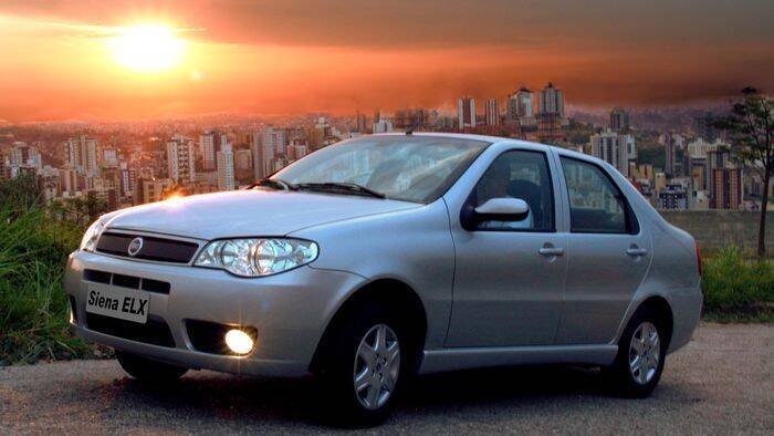 Fiat Siena tem preço estimado em R$ 157 mil e supera Cronos em 2026!