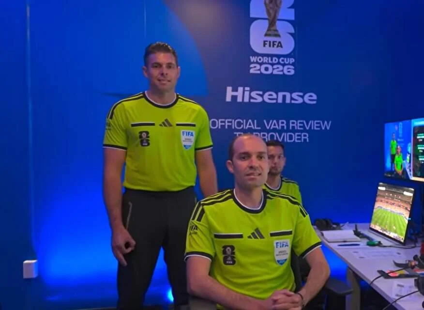 Fifa solicita afastamento de Shaun Evans após gesto polêmico em partida