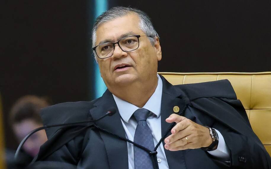 Flávio Dino fratura o pé e desiste de participar do Fórum Jurídico em Lisboa