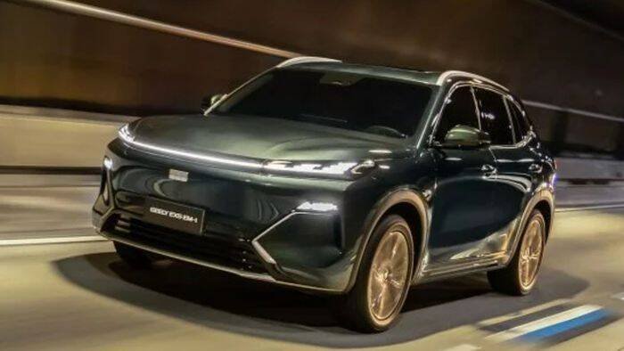 Geely mantém preços do EX5 EM-i e desafia Volkswagen T-Cross com desconto