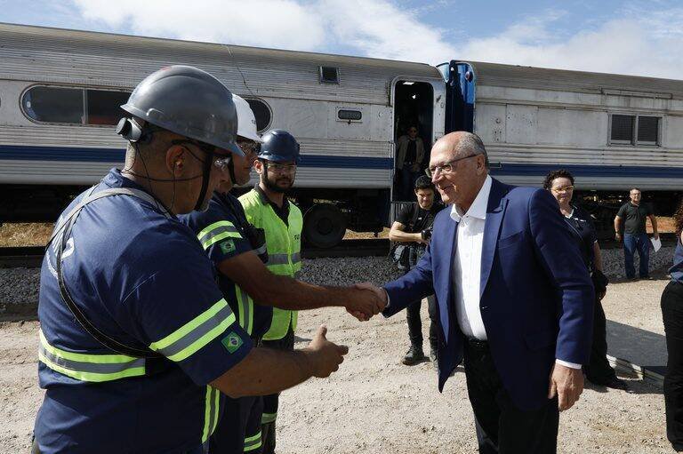 Geraldo Alckmin entrega 162 km da Malha Norte e destaca necessidade de ferrovias