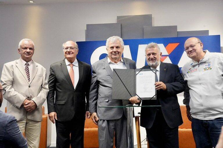 Geraldo Alckmin libera R$ 800 milhões para hospitais filantrópicos em crise financeira