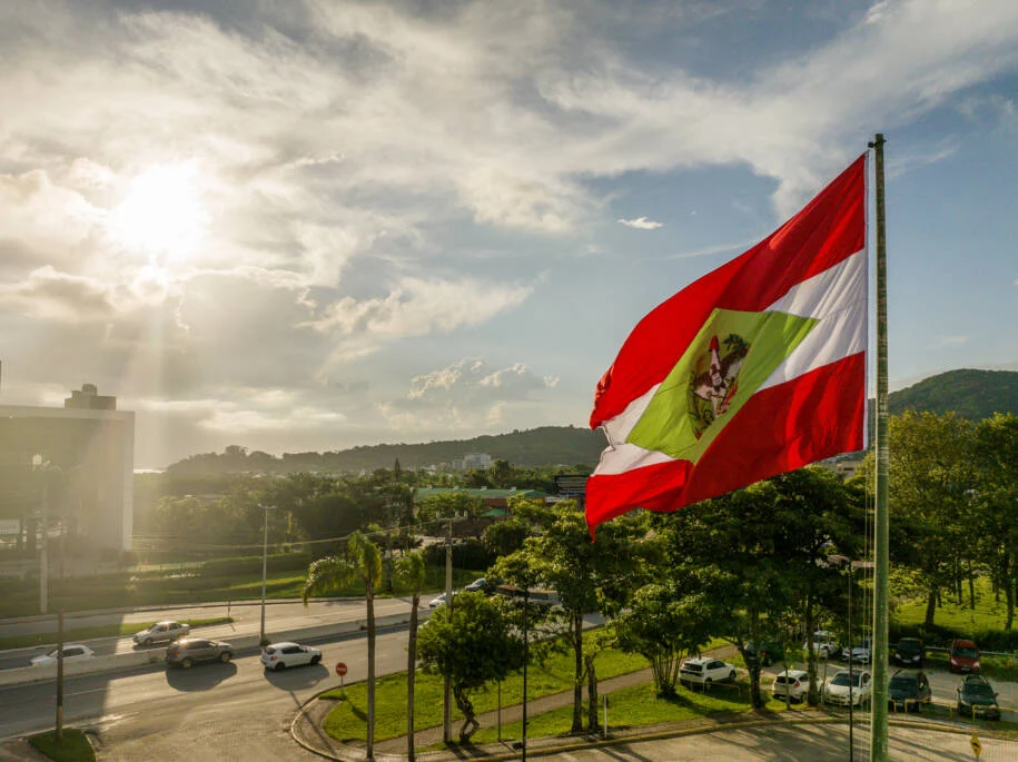 Governador Jorginho Mello garante R$ 3,6 bilhões na economia com 13º salário