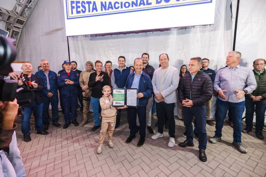 Governador Jorginho Mello inaugura revitalização da SC-486 e aumenta velocidade
