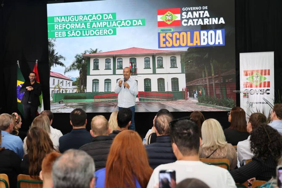 Governo de SC anuncia R$ 18,4 milhões em educação e reforma histórica na EEB São Ludgero