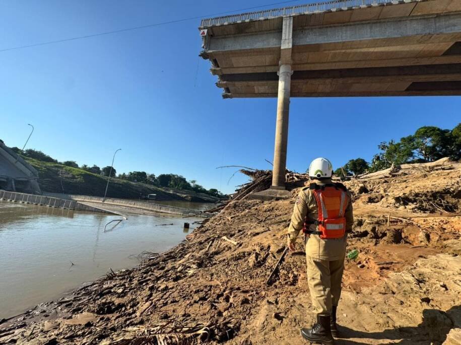 Governo do Acre aciona Justiça contra Construtora Cidade após desabamento da ponte