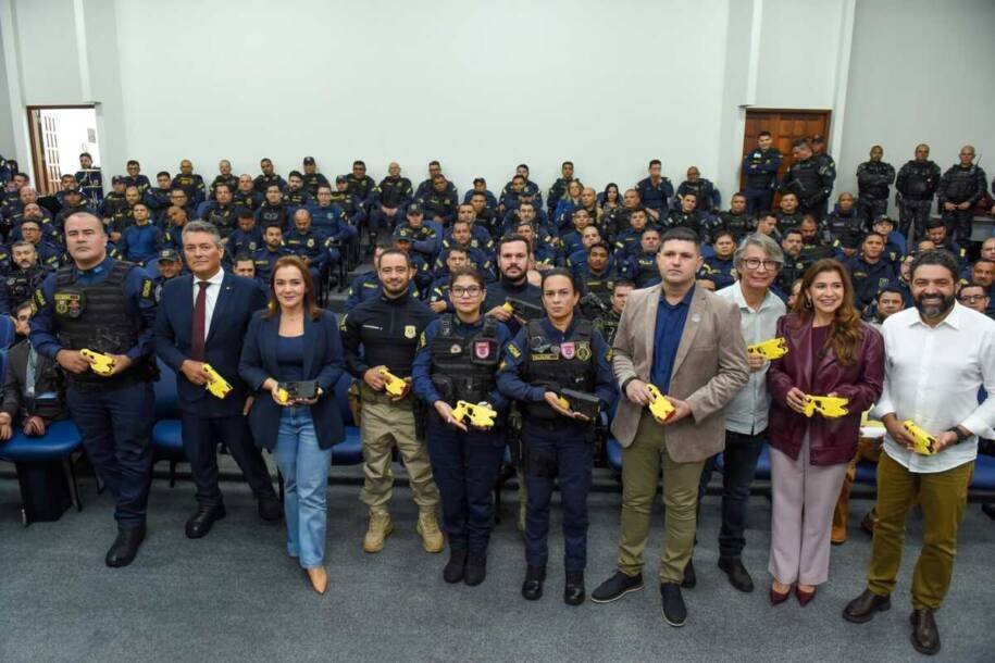 Governo Federal entrega R$ 2,5 milhões em equipamentos à GCM e gera polêmica