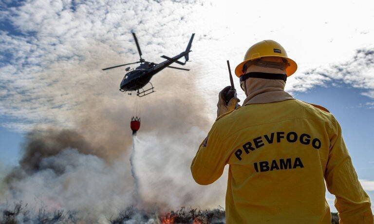 Governo Federal libera R$ 337,5 milhões para combater incêndios florestais
