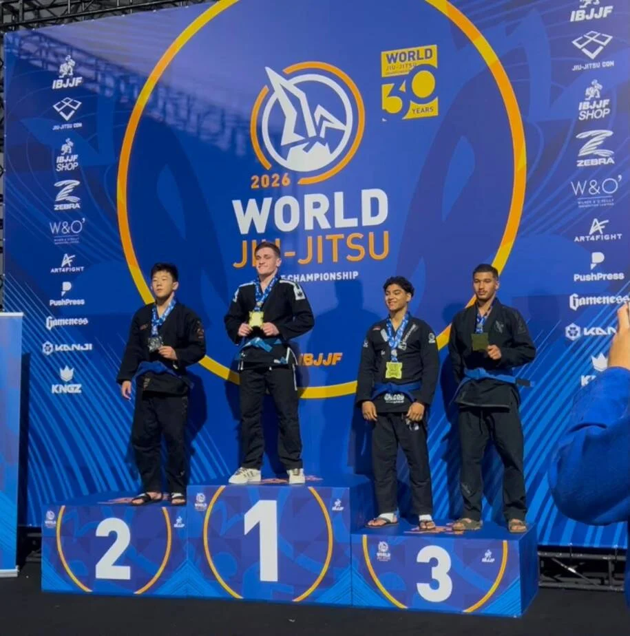 Gustavo e Biatriz conquistam títulos no Mundial de Jiu-Jitsu em Long Beach