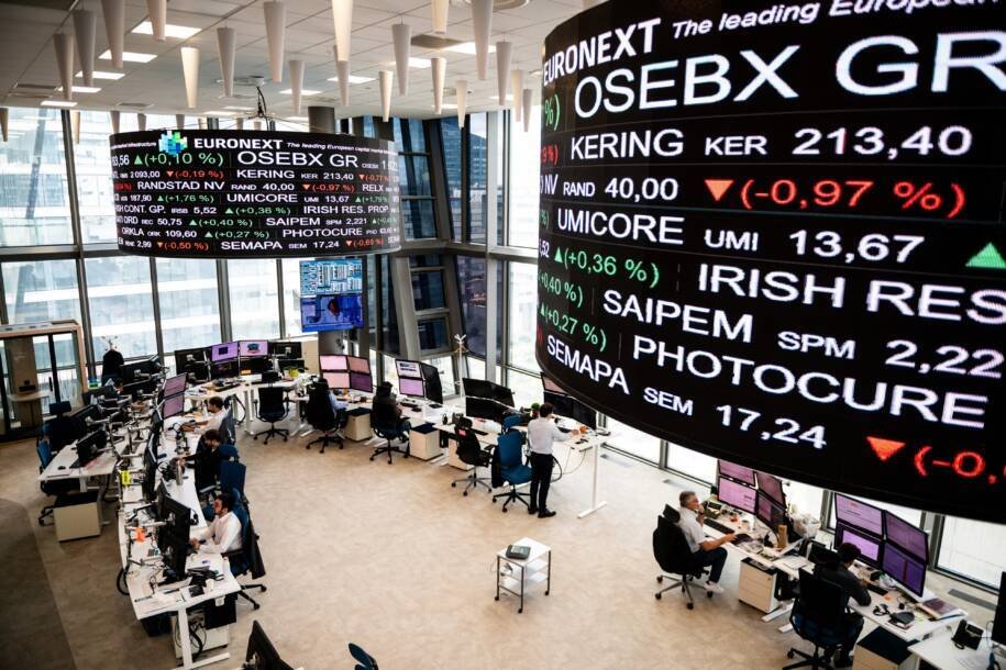Índice Stoxx 600 avança com setor de tecnologia, apesar de incertezas no Oriente Médio
