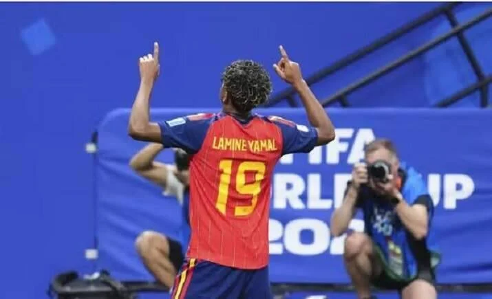 Lamine Yamal e outras promessas da Copa do Mundo surpreendem com atuações