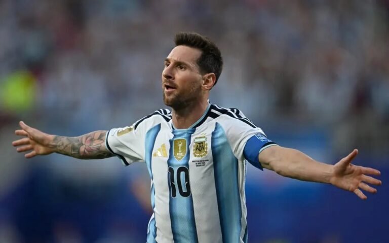 Lionel Messi quebra recorde e se torna o maior artilheiro da história das Copas