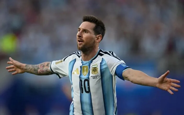 Lionel Messi quebra recorde e se torna o maior artilheiro da história das Copas