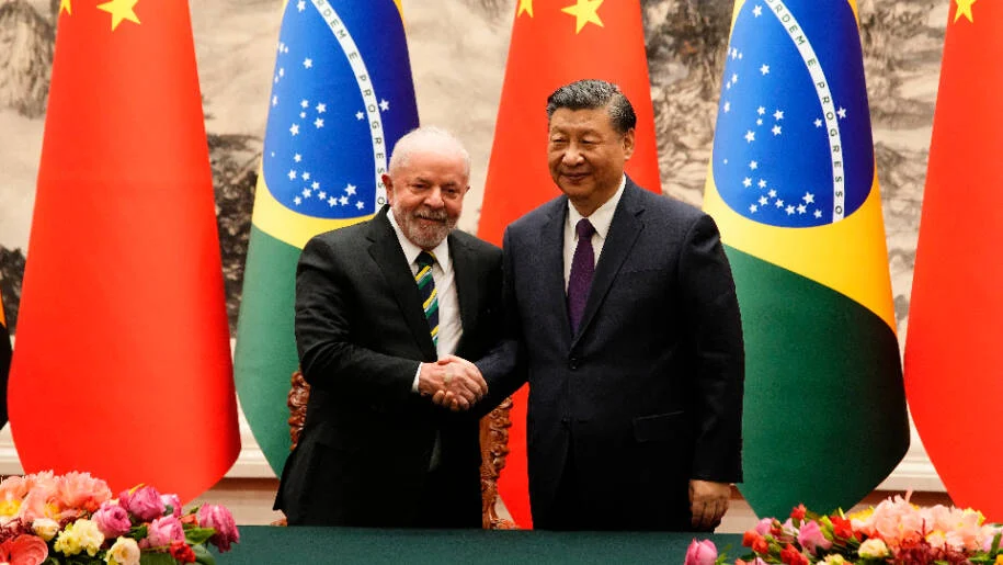 Lula avança na emissão de panda bonds e provoca tensão com EUA