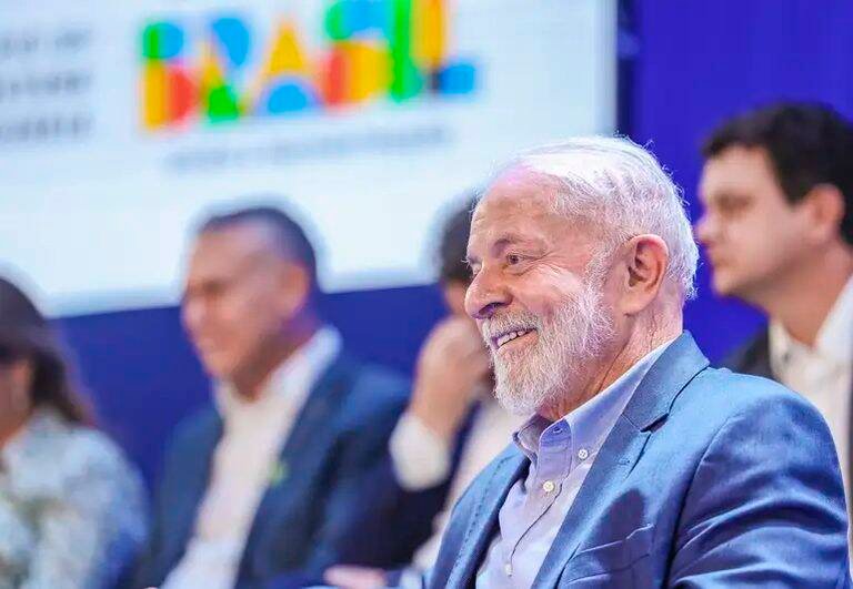 Lula inaugura Hospital Universitário em Divinópolis com foco no SUS e complexidade