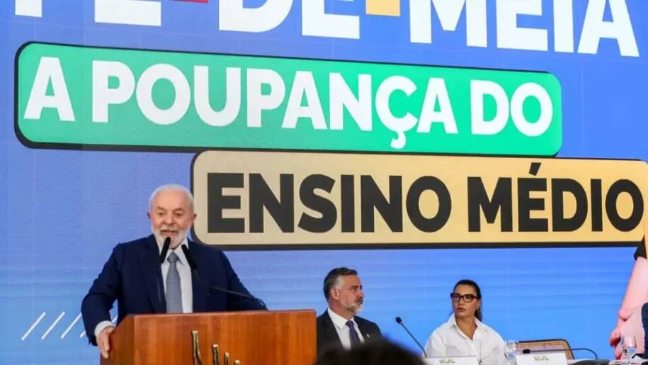 Lula Lança Pacote de R$ 187,2 Bilhões e 94,4% Ficam Fora do Limite Fiscal
