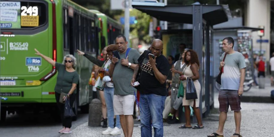 Lula sanciona lei que moderniza transporte público e rompe com modelo antigo