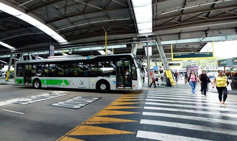 Lula sanciona Marco Legal do Transporte Público e proíbe subsídios a privados
