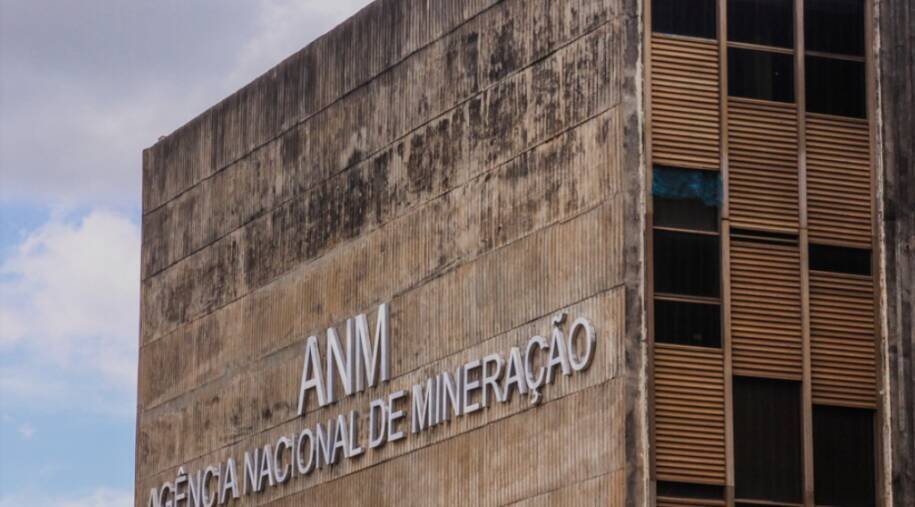 Mauro Sousa alerta: Bloqueio de R$ 22 milhões ameaça mineração crítica no Brasil